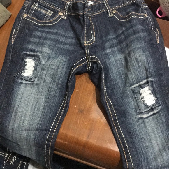 Boot cut distressed jeans - Picture 3 of 4